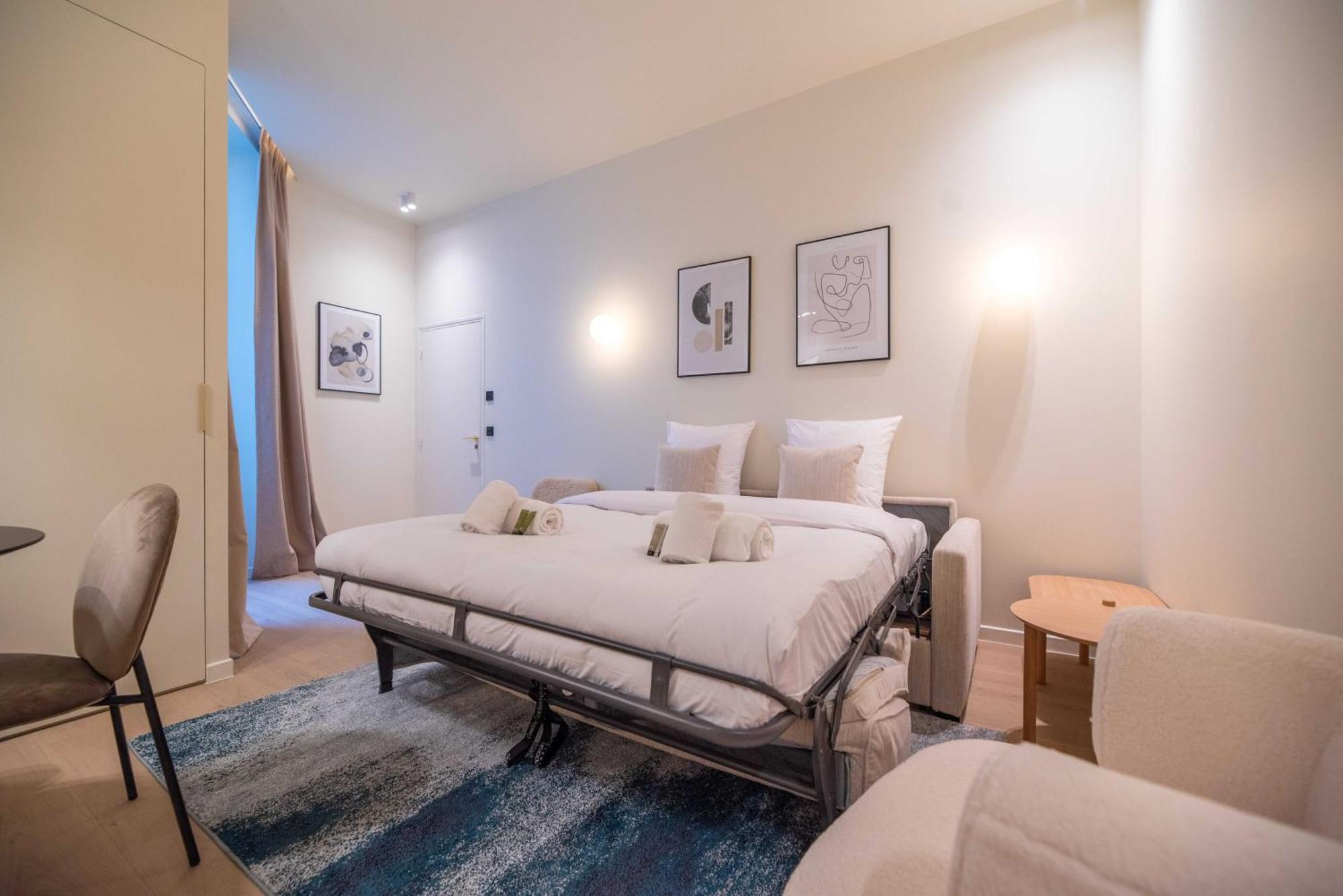 Exceptional With Ac-1br-4p-palais Garnier Apartment *